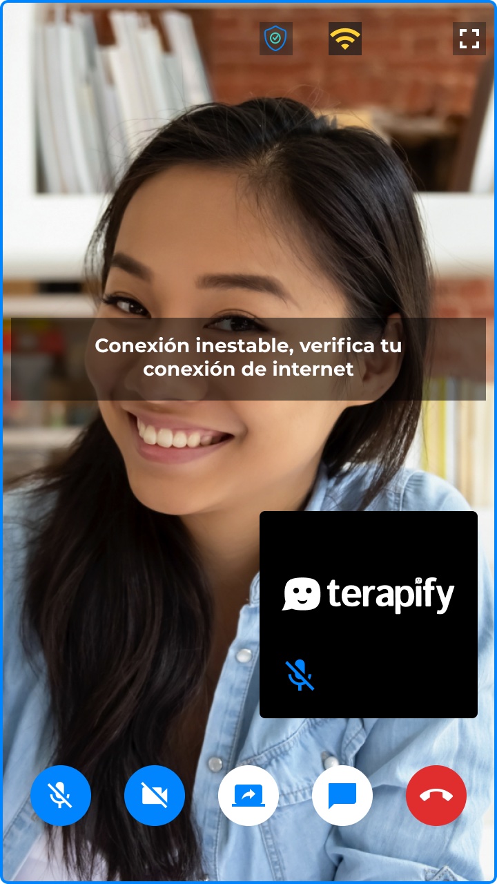 Videollamada móvil con el aviso Conexión inestable, verifica tu conexión de internet y la cámara y el micrófono apagados